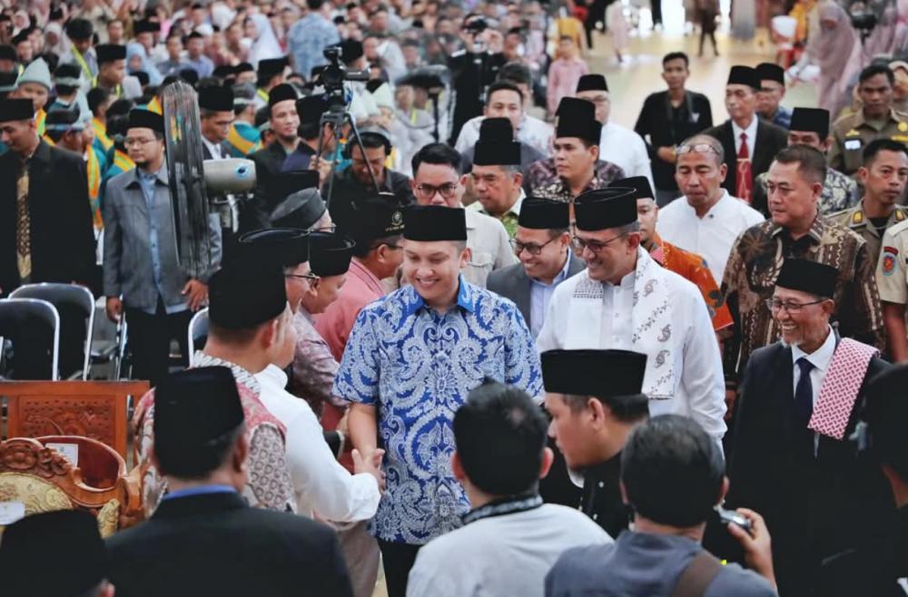 567 Siswa Ponpes Raudhatul Ulum Diwisuda ,Bupati OI Berharap Siswa Siswi Ponpes Berahlak Baik