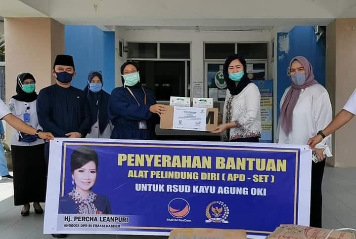 Percha Leanpuri Berikan Bantuan APD ke RSUD Kayuagung Kabupaten OKI