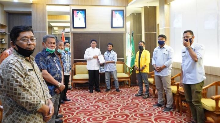 BEM Unsri Sampaikan 6 Rekomendasi Terkait Penanganan Karhutla Kepada Gubernur Sumsel