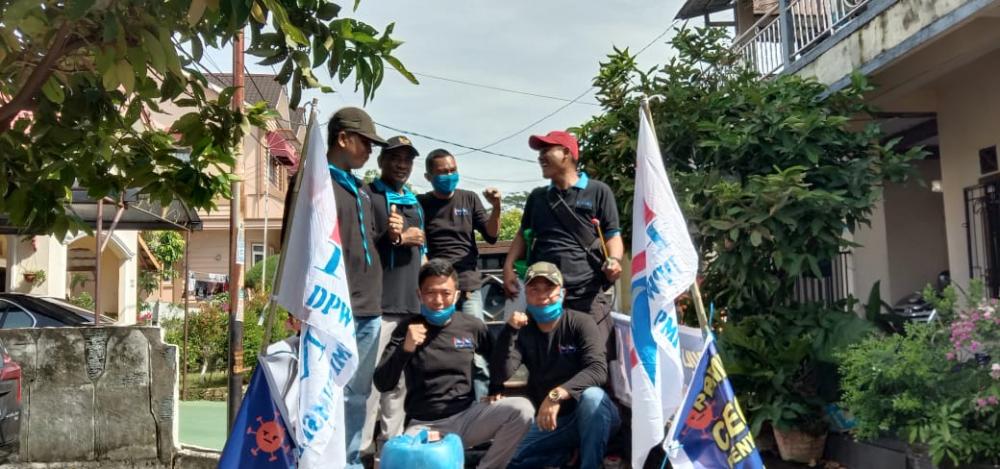Charma Afrianto: Penyemprotan Disinfektan Oleh Relawan PPMI Sumsel Gratis