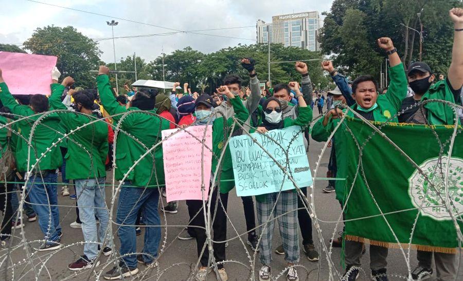 DPRD Sumsel Fasilitasi Mahasiswa Tolak UU Cipta Kerja ke Jakarta