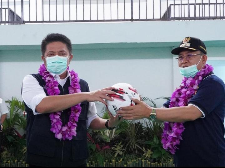 Gubernur Herman Deru Resmikan GOR Berstandar Internasional di Muara Enim