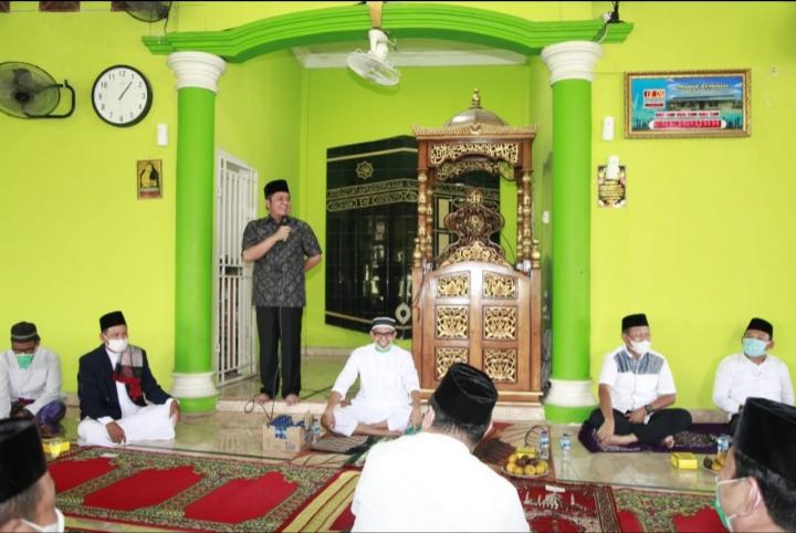 Safari Jumat di Masjid Al-Ikhlas Kelurahan Sako, HD Ajak Jemaah Jaga Ukhuwah 