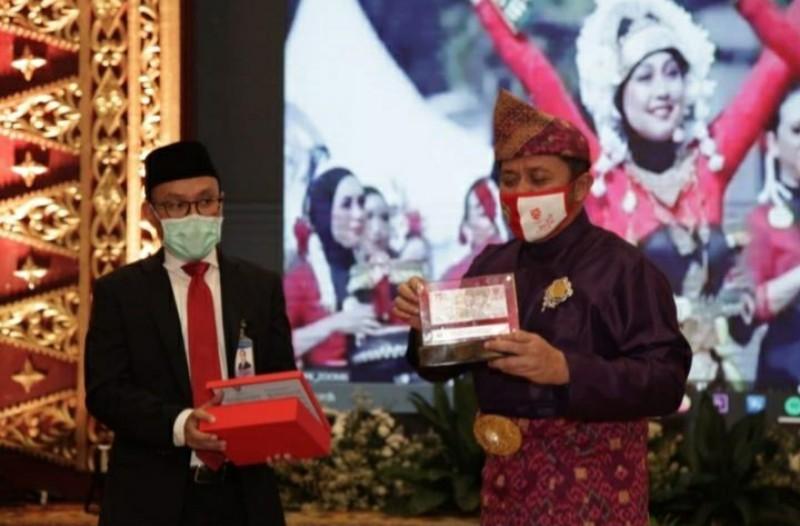 Herman Deru Bersama Forkopimda Semarakkan Peresmian Uang Baru Rp75.000 