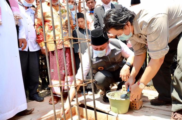 Herman Deru Letakkan Batu Pertama Pembangunan Ponpes Ekonomi Uchwah di PALI