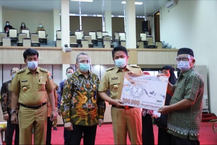 Herman Deru Pastikan Distribusi Bantuan Tunai di Sumsel Terdistribusi Tepat Sasaran