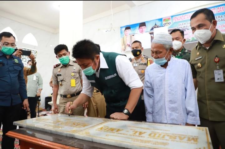 Herman Deru Titip Kemakmuran Masjid Al Amin pada Warga Air Kati Lubuklinggau