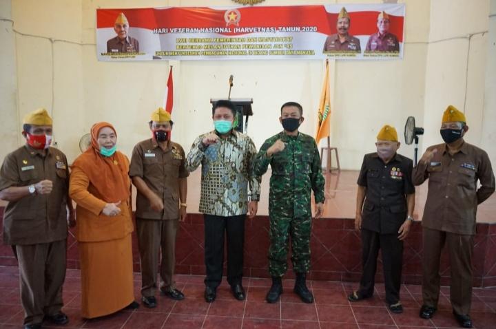 Jemput Pangdam, Gubernur Herman Deru Datangi Para Veteran 