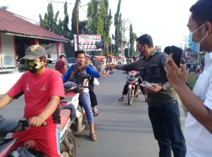 Kampanye di Zona 1, Tim Pemenangan Panca-Ardani Bagikan 1.000 Masker