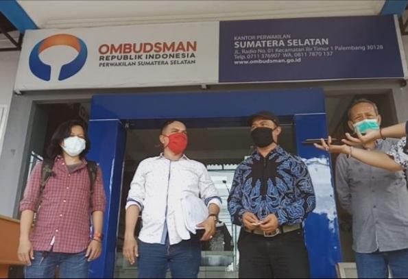 Komite Reforma Agraria Sumatera Selatan (KRASS) Laporkan Bupati OKI ke Ombudsman