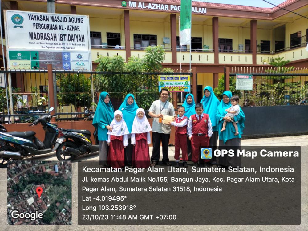 Madrasah Ibtidaiyah (MI) Al Azhar Yayasan Masjid Agung Kota Pagaralam Peduli Palestina