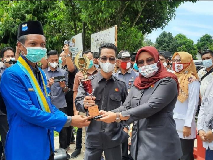 Massa GEMPAR Dukung Keputusan KPU dan Bawaslu OI Diskualifikasi Paslon Ilyas-Endang