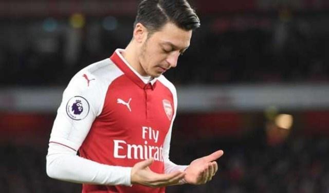 Oezil Bela Muslim Uighur, TV China Batal Siarkan Arsenal Vs City