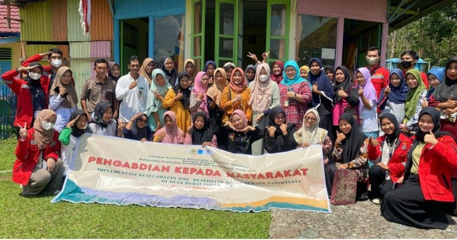 Peduli Keselamatan Saat Berwisata, FKM UNSRI Bersama dengan OHSA Mengabdi Kepada Masyarakat di Desa Burai