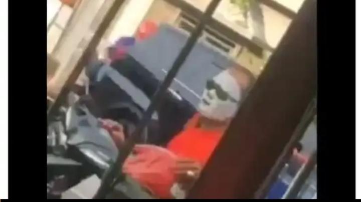 Pria Ini Bingung, Sudah Pakai Masker Tetap Disetop Polisi