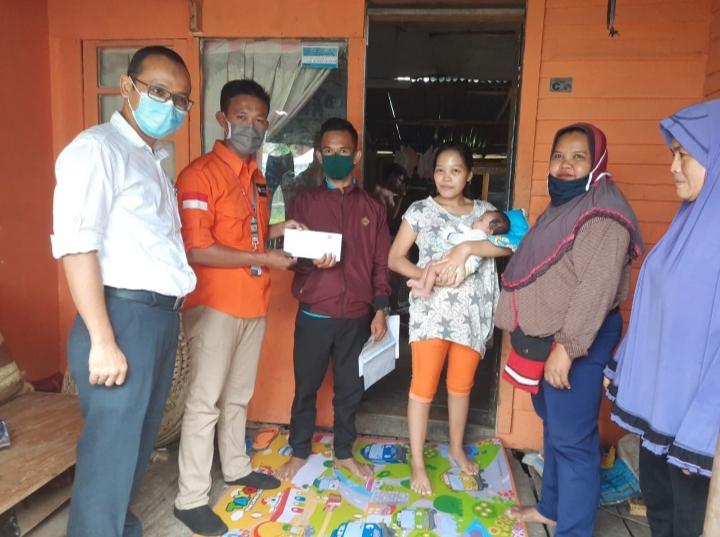 Rumah Zakat Bantu Biaya Persalinan Keluarga Dhuafa yang Kurang Mampu