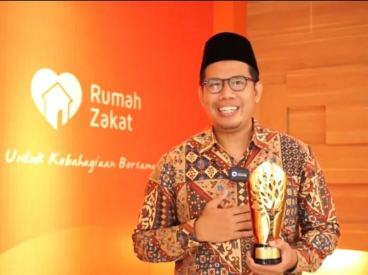 Rumah Zakat Raih Penghargaan Lembaga Filantropi Terinovatif Versi Anugerah Syariah Republika 2020