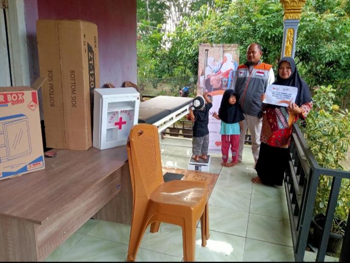 Sarana dan Prasana dari Bank Syariah Mandiri Bahagiakan Lansia Desa Berdaya Rumah Zakat