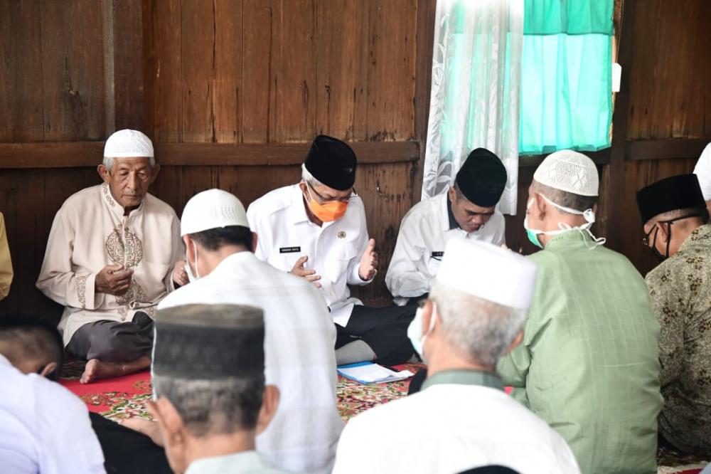 Wagub Mawardi Yahya Melayat ke Rumah Duka Korban Perahu Tenggelam di Tanjung Atap