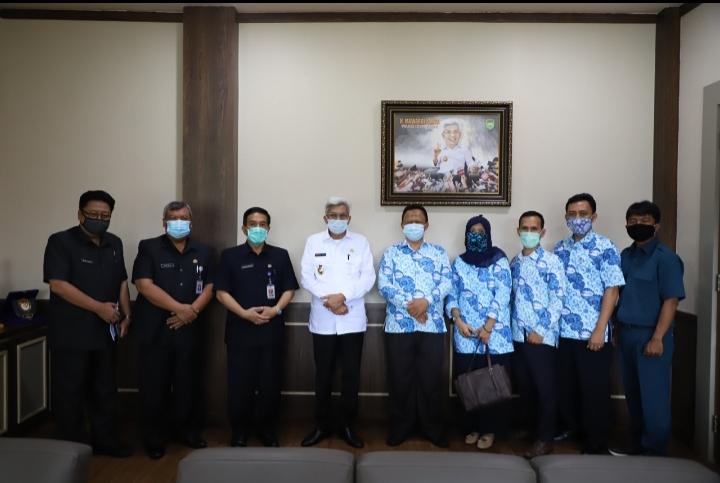 Wagub Mawardi Yahya Inginkan Ikatan Guru Indonesia Tingkatkan Integritas Para Guru